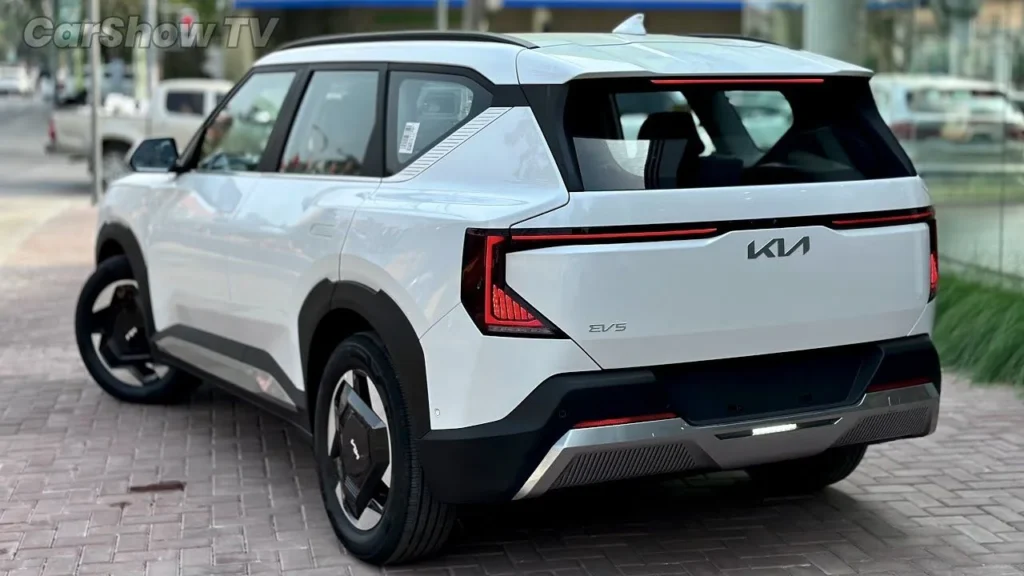 Kia Clavis EV