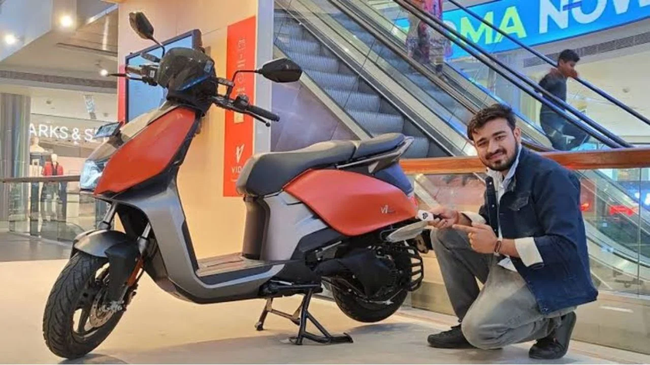 Hero Vida V2 Lite Electric Scooter