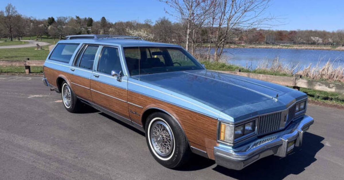 A Timeless Classic: Low-Mile 1987 Oldsmobile Custom Cruiser Hits the Market in NJ