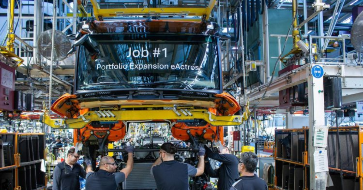 Mercedes-Benz eActros 400 Gen 2 Enters Series Production